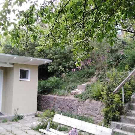 The Tiny House For 2 Chalé